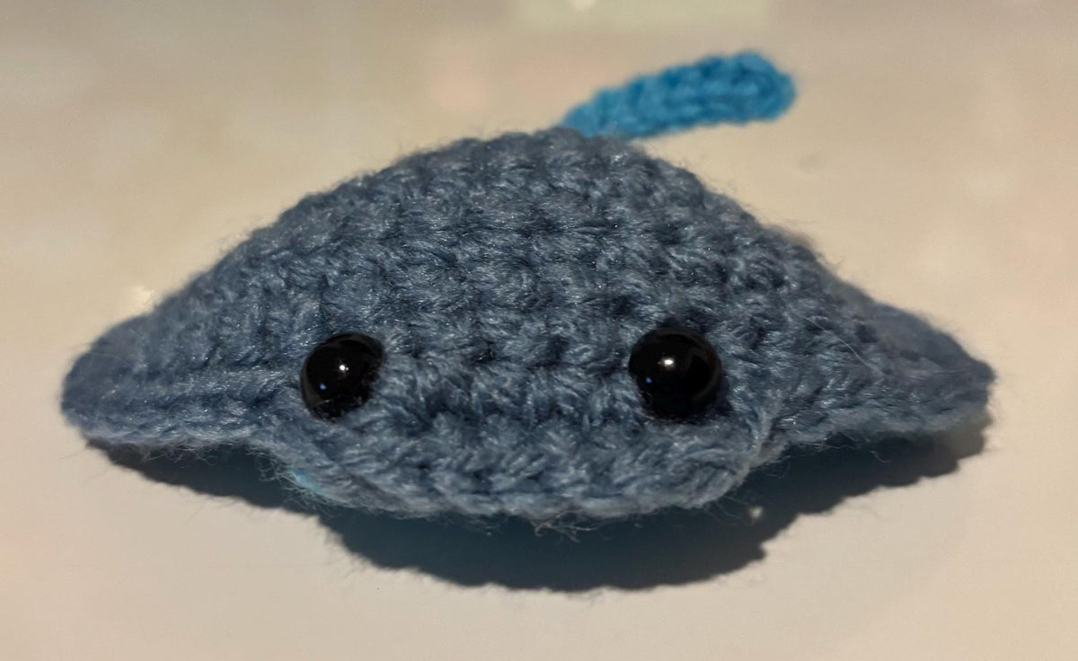 Handmade Crochet Baby Stingray Plush Toy – Blue Amigurumi Sea Creature